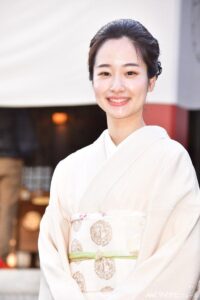 藤間爽子　藤間紫