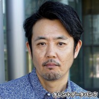 俳優　男性　ＣМ　50代　岡部たかし