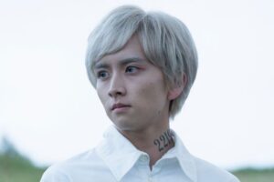 板垣李光人　美しい